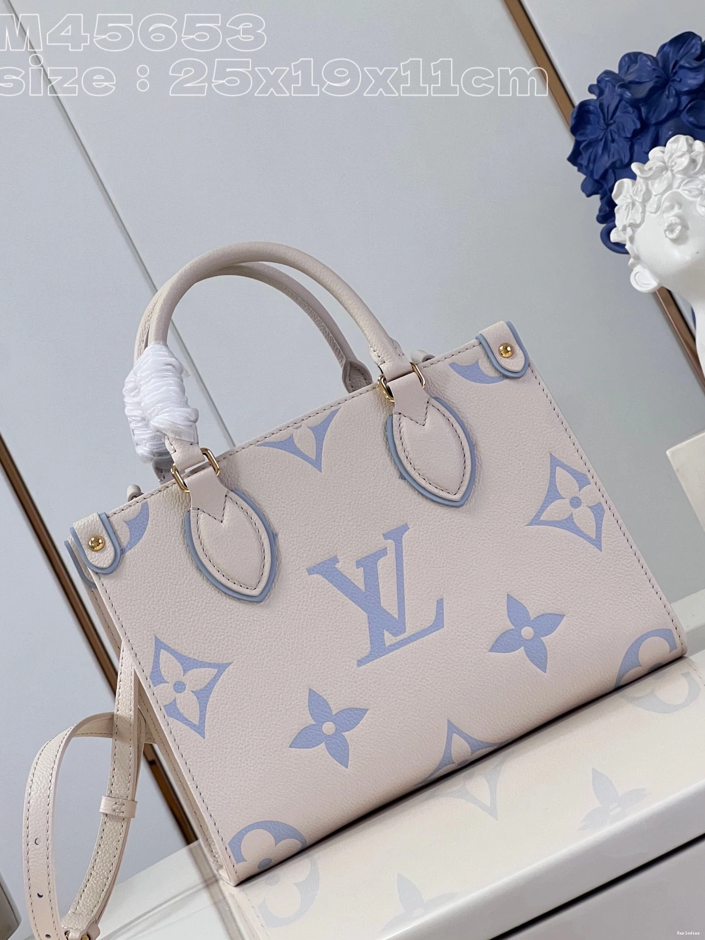 Cheap VUITTON ONTHEGO PM-25*19*11.5cm LOUIS 0722